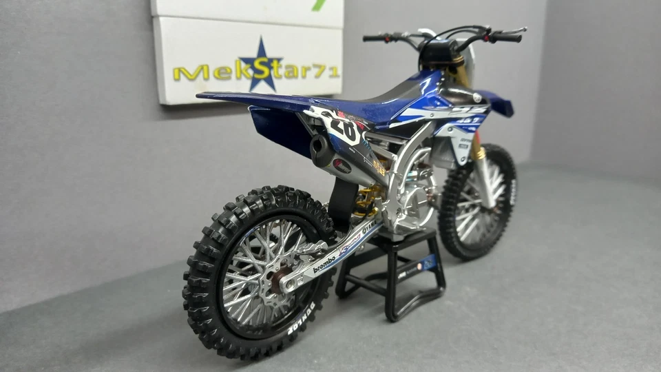 1/12 Newray Yamaha YZ 450 F 2017 Motocross con Upgrade Unico - Immagine 3 di 4