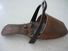 ANTIQUE DEVON LEATHER  & STEEL SIDESADDLE SLIPPER STIRRUP 1800s
