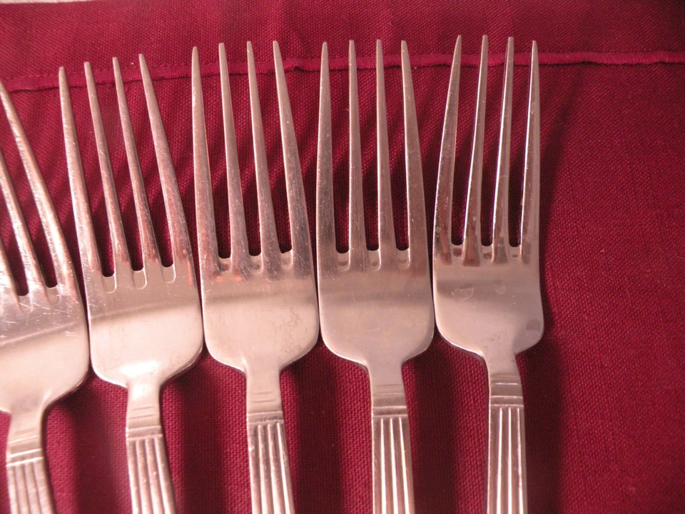 "Juego de 7 tenedores de cena STANLEY ROBERTS 18/10 Adriene cubiertos de acero inoxidable 8-1/8""" Foto 3 de 4