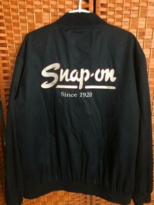 snap on windbreaker jacket