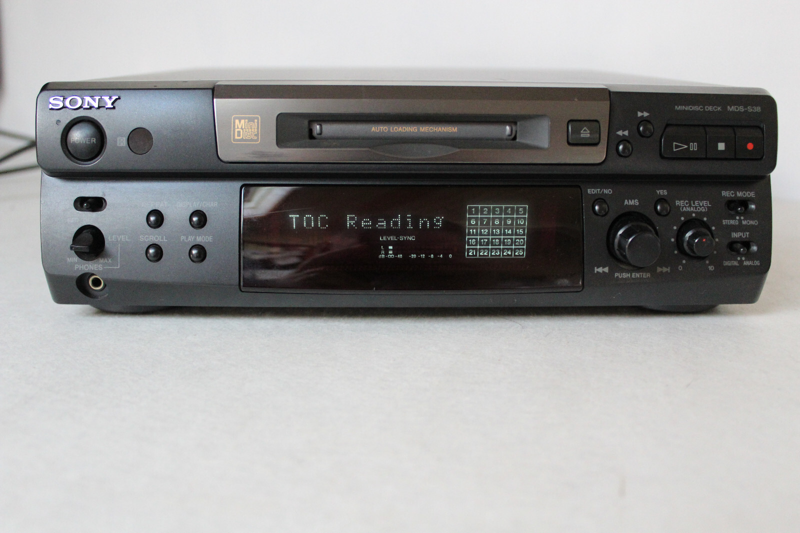 Platine MiniDisc Sony MDSS38 lecteur & enregistreur / H.S à réparer