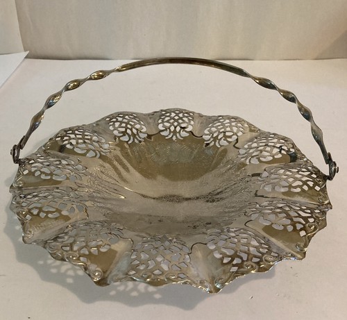 Silver Plate Serving Tray Platter 9" Round with Handle Vintage InterpurHong Kong - Picture 3 of 9