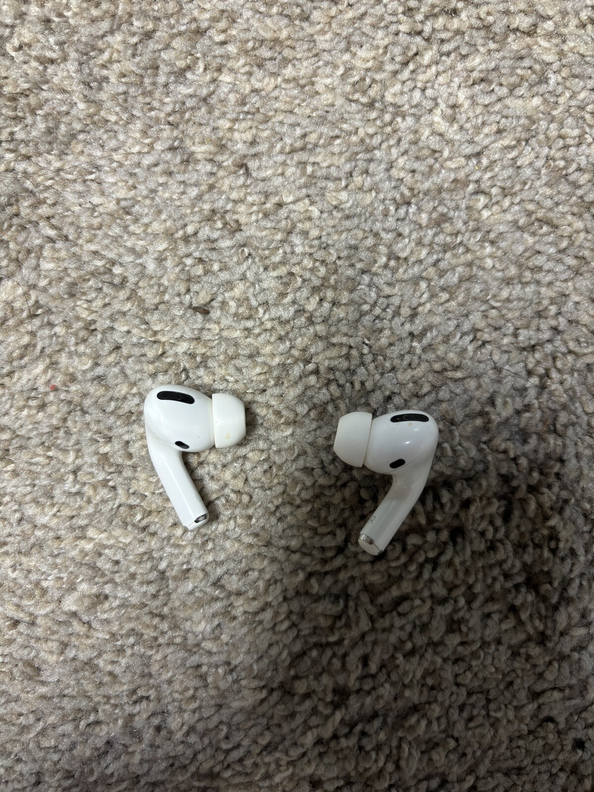 AirPods Pro 1st Gen Wireless Earbuds with Active Noise Cancellation-image