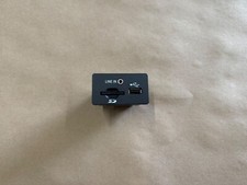 2015 Ford Mustang GT Ecoboost USB Port OEM 15...