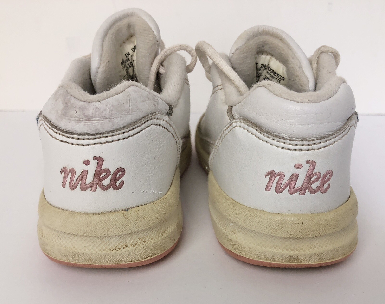 Nike size 10c Toddler Girls' Running Shoe Lace-Up White W/Pink Swoosh Some Wear thumbnail 3