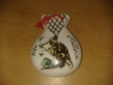 Vintage ceramic 'Rdo de Mallorca' souvenir castanets. D26 