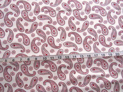 1 3/4 yd Prewashed Heavy Weight (Light Canvas) Cotton, Red & White Paisley Comma
