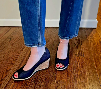 Kelly & Katie Cork Wedge Peep-toe Pumps in Dk Blue Denim Size 8.5