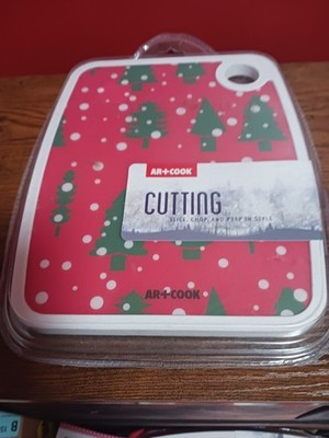Art & Cook Holiday Print Cutting Board (Christmas Trees) Red
