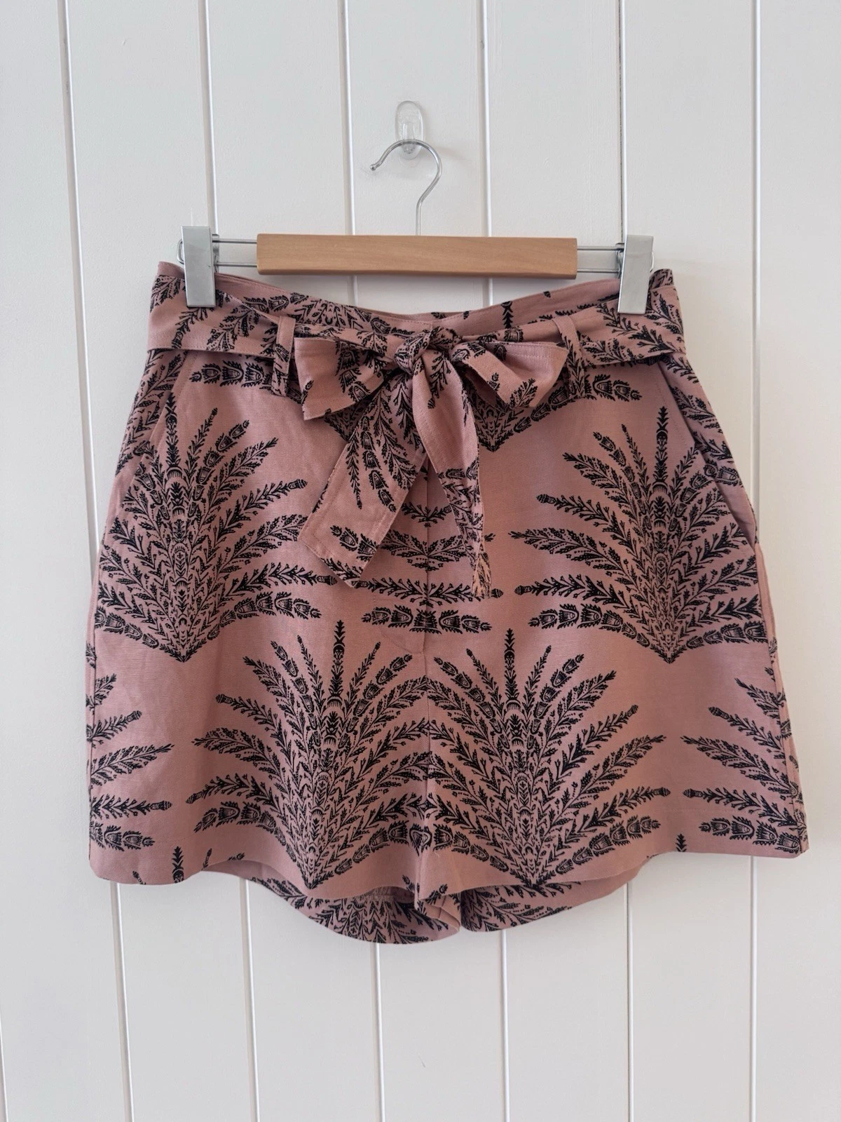 Seed Heritage Linen Blend Shorts BNWT Size 10 Brown Black Palm Waist Tie Pockets
