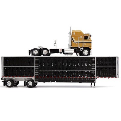 DCP 1/64 Kenworth K100 COE Truck Wilson Silverstar Livestock Trailer 60-2125