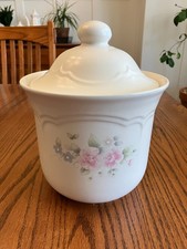 Vintage Pfaltzgraff “Tea Rose” Canister – 7.5” Wide USA Made 80s 90s