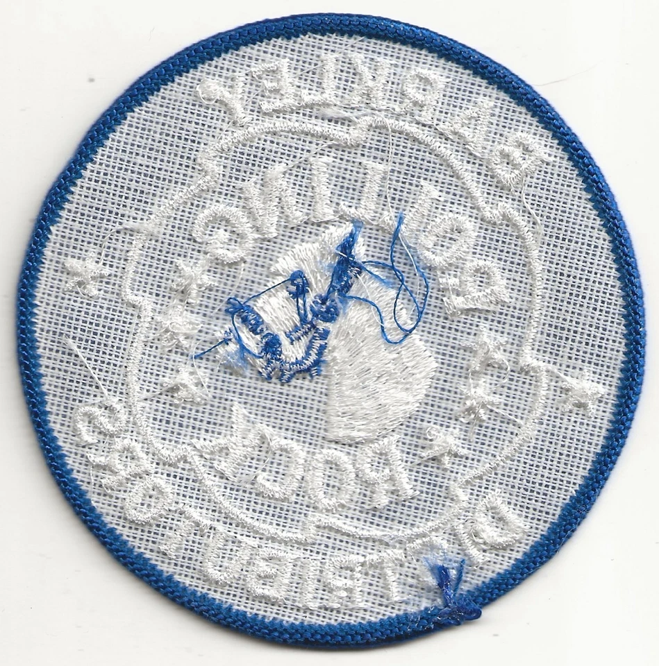 Rolling Rock Premium Beer Barkley Distributors Latrobe PA Patch Bordado NOS - Imagem 2 de 2