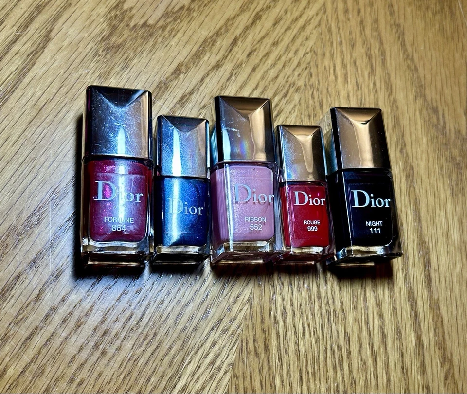 Juego de Esmalte de Uñas Dior Fortune 864 Cinta 552 Noche 111 Rouge 999 Rojo Lote de Regalo Foto 2 de 3