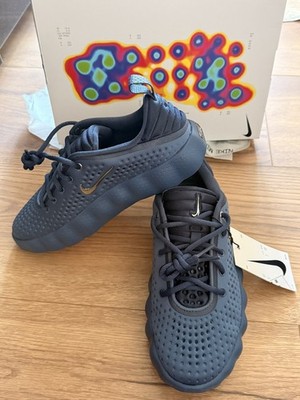 Nike Mind 002