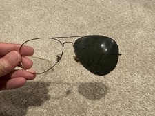 Broken Ray-Ban RB3025 Gold Aviator Large Italy *Broken*