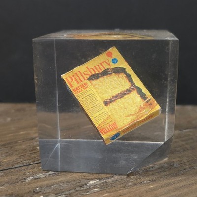 Vintage Pillsbury Lucite Paperweight Fudge Brownie Mix Box Mini Advertising