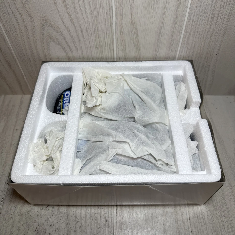 ЛОТ ИЗ 2 - 2002 DALE EARHARDT & JR #3 OREO /RITZ 1:24 Brookfield Collectors - Изображение 3 из 4