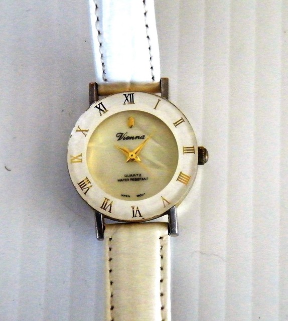 Women's Vienna Quartz Fashion Watch White eBay