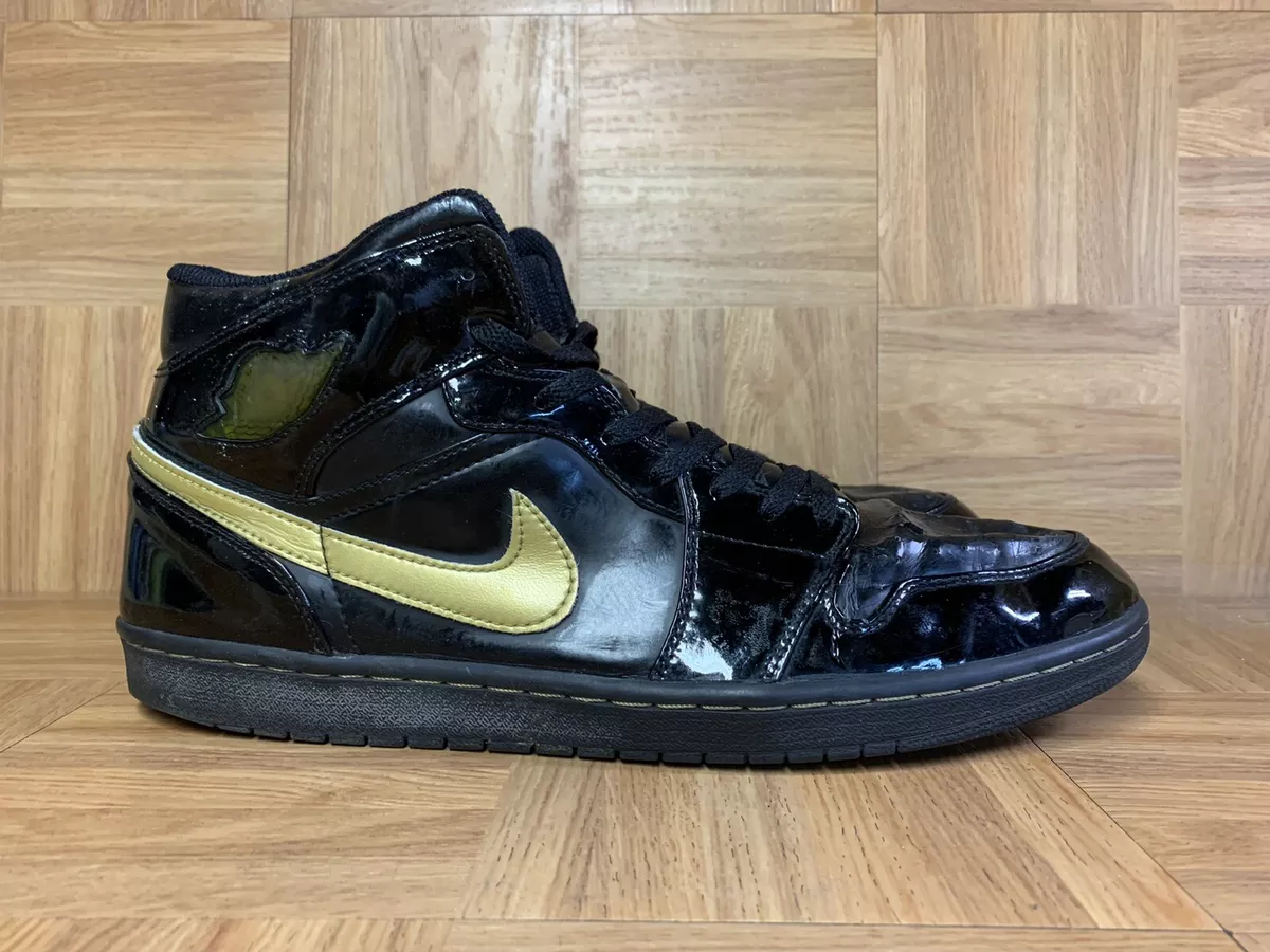Air jordan 1 shop retro gold and black