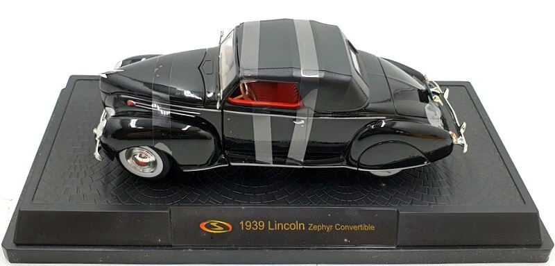 Signature Models 1/32 Scale 32333 - 1939 Lincoln Zephyr Convertible - Black - Image 3 of 4