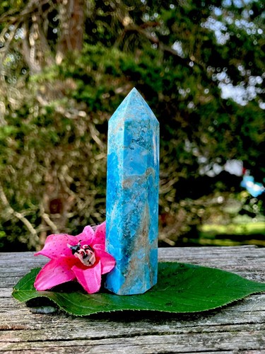 Varita curativa pulida cristal apatita azul/verde natural 90 g Reiki NORUEGA - Imagen 5 de 5