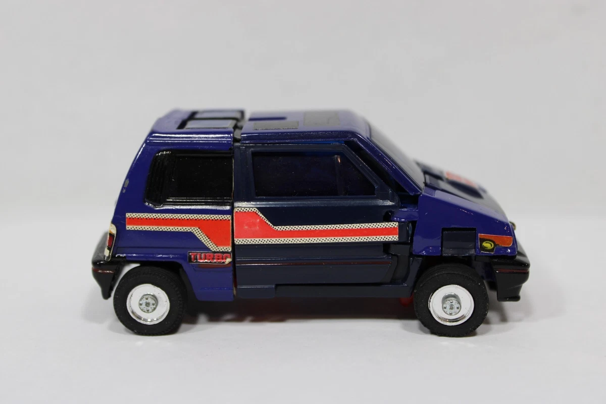 1985 G1 Transformers Skids Complete W/ Slightly Damaged Box & Instructions