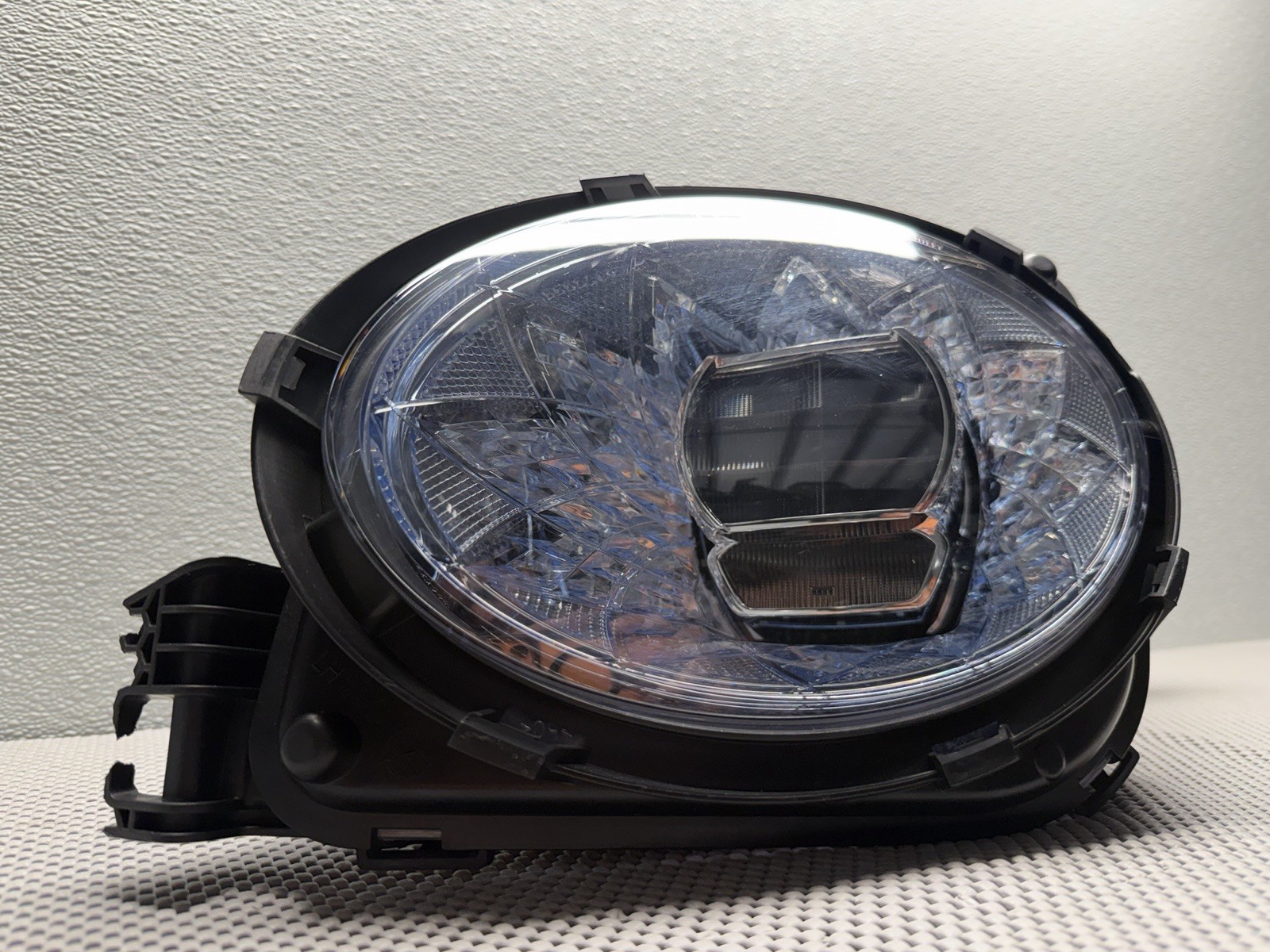 Bentley Bentayga 2021-2023 Left Headlight Chrome P/N 36A941015H