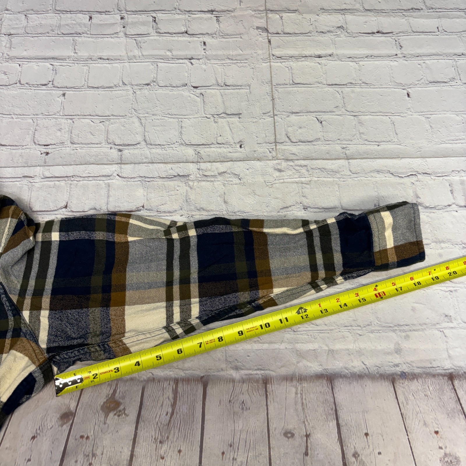 Pendleton Men Burnside Flannel Button Shirt Size … - image 5