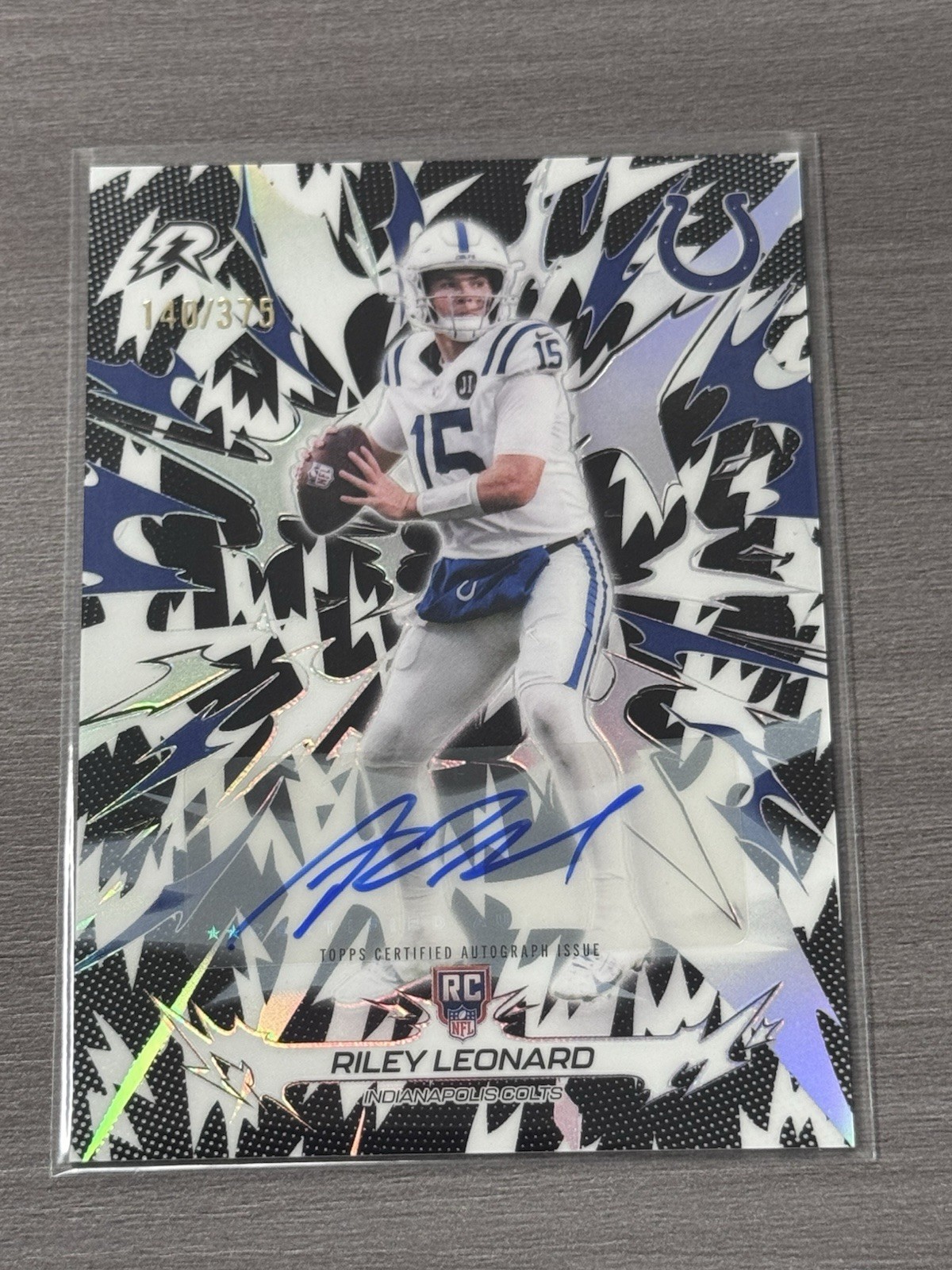 2026 Topps Resurgence Riley Leonard #138 Auto Black & White /375