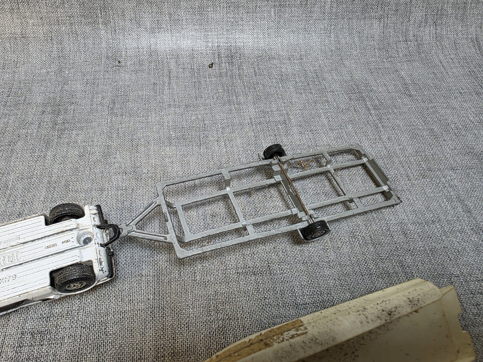 Corgi Toys Gift Set 37 Fiat & Power Boat Set Playworn - for resto