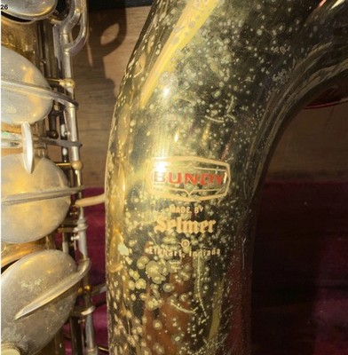 Bundy by Selmer Tenor Saxophone (serial#: 483140)