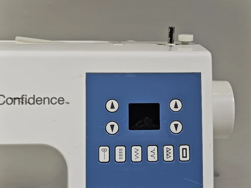 Singer Confidence 7465 Nähmaschine - Funktionierend, Ohne Zubehör - Bild 3 von 4
