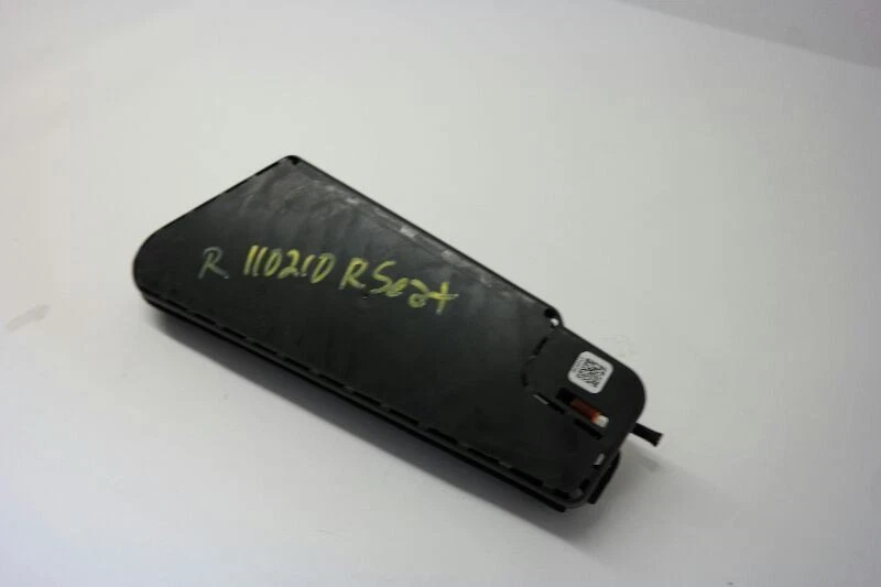 2016 2017 CHEVROLET MALIBU Passenger Front RH Right Seat Air Bag  - Image 4 of 4