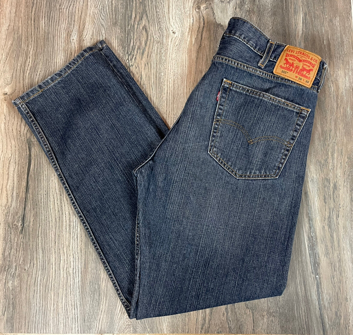 LEVI's MENS 505 DISTRESSED MADE IN LESOTHO BLUE JEAN W38L34 LEVI's MENS 505 DISTRESSED MADE IN LESOTHO BLUE JEAN W38L34