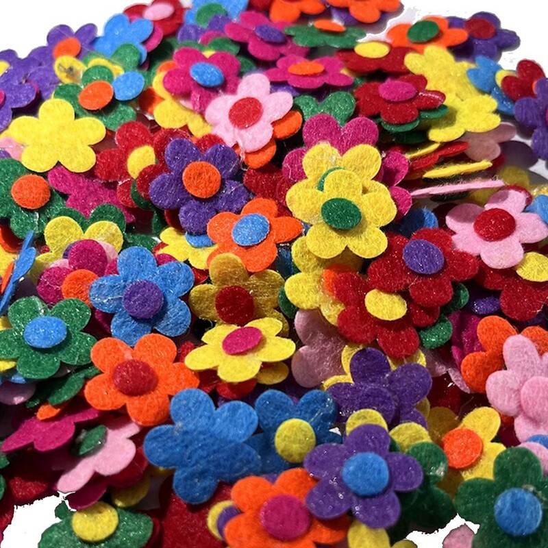 300PCS Non Woven Felt Fabric Flower Wall Stickers for School