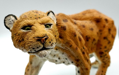 Cheetah Toy Hard Plastic 2017 Safari Jungle large cat - Picture 11 of 12