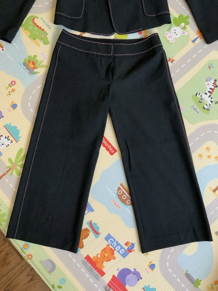 Blazer Bebe 🧥 Pantalones negros para mujer talla 2 talla 0. 2 piezas Foto 2 de 4