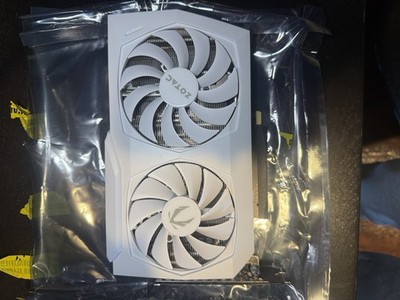 ZOTAC Gaming GeForce RTX 3060 AMP White Edition 12GB GDDR6  Used, Good Condition