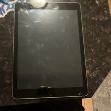 Apple iPad Tablet Silver iOS Model iPad Series Tablet