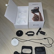 Insta360 GO3 64GB Action Camera with Clip