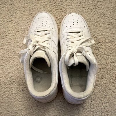 Nike Air Force 1 Low Men s White Leather Lace-Up Low Top Sneakers