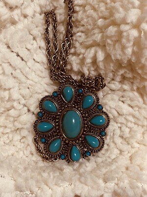 Fashionable Turquoise Colored Statement Necklace