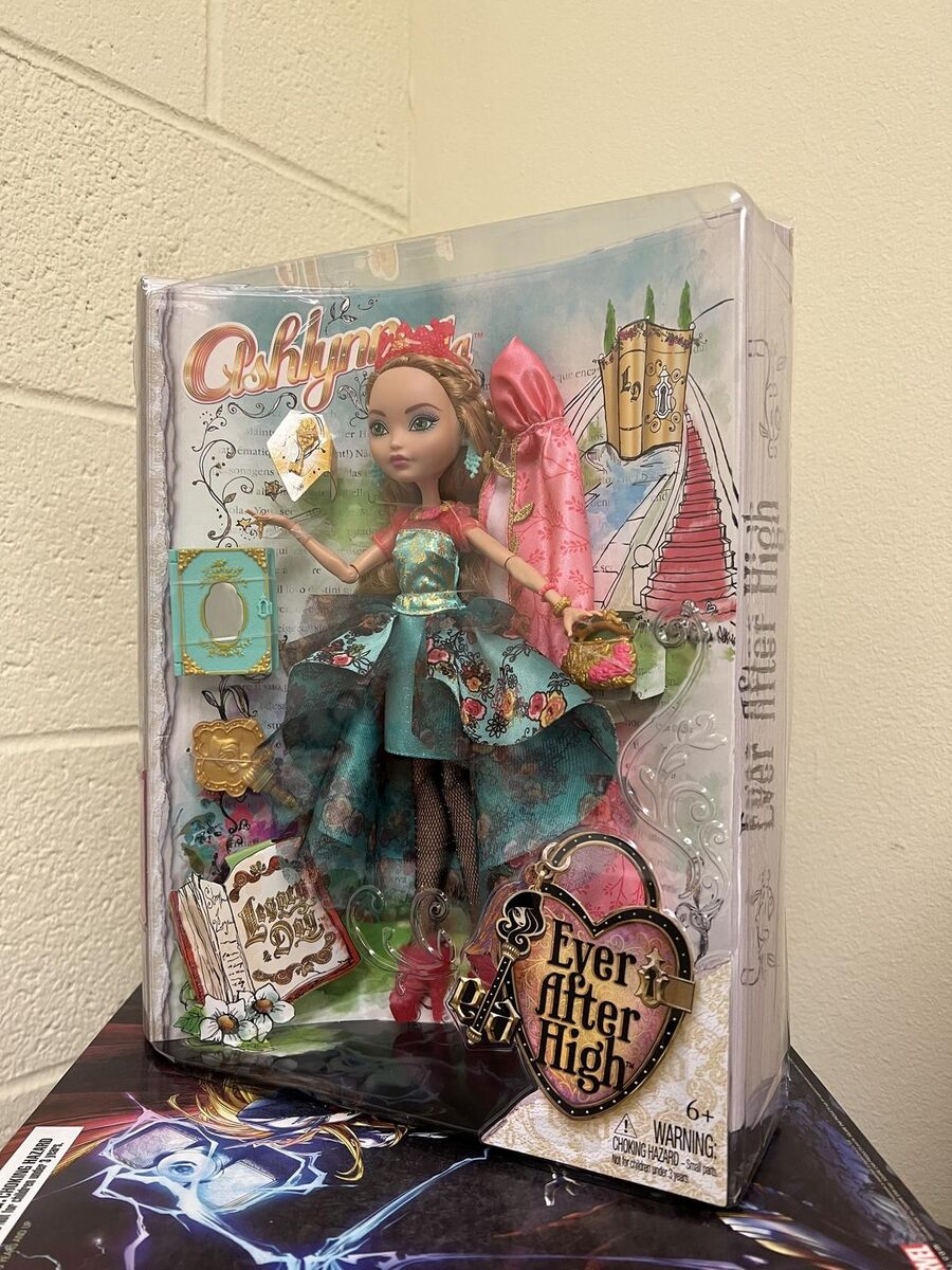 Ever After High Legacy Day ASHLYNN ELLA Doll NEW