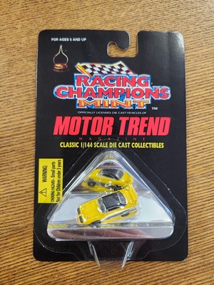 Racing Champions Mint Motor Trend Magazine 1:144 Plymouth Superbird in yellow