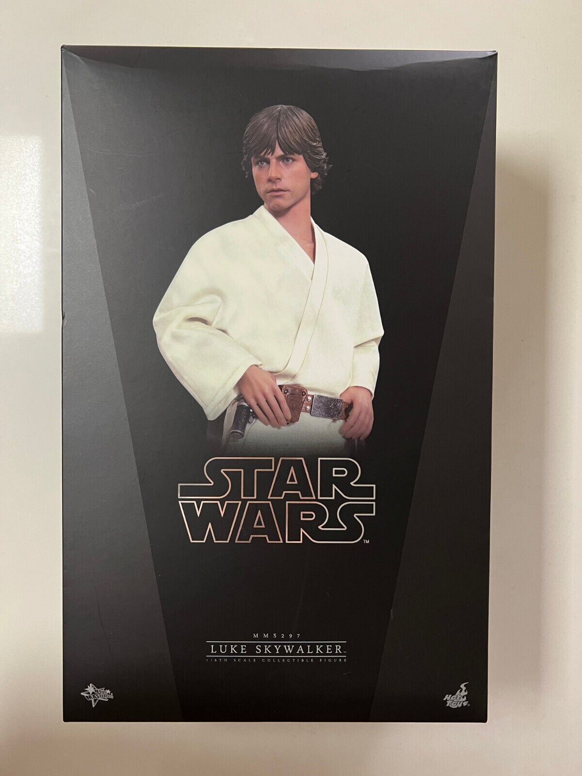 Hot Toys Star Wars Episode IV A New Hope Luke Skywalker Mark Hamill MMS297