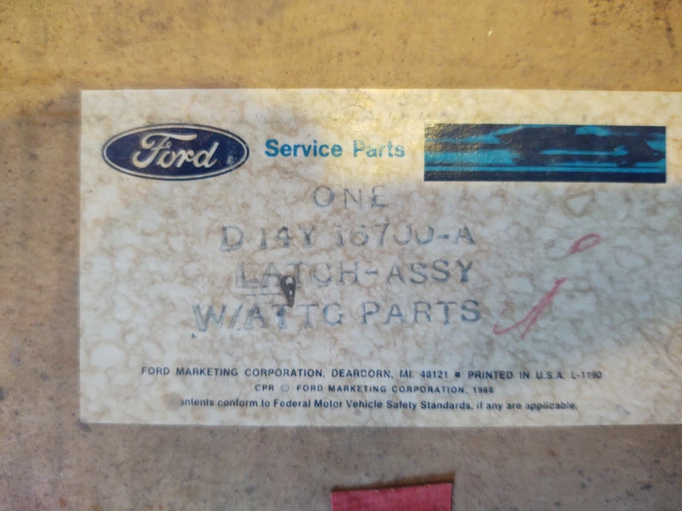 NUEVO DE STOCK FOMOCO MERCURY COMET CYCLONE GT CAPÓ CIERRE GUARDABARROS TAPA 71 72 73 74 75 76 77 Foto 2 de 4