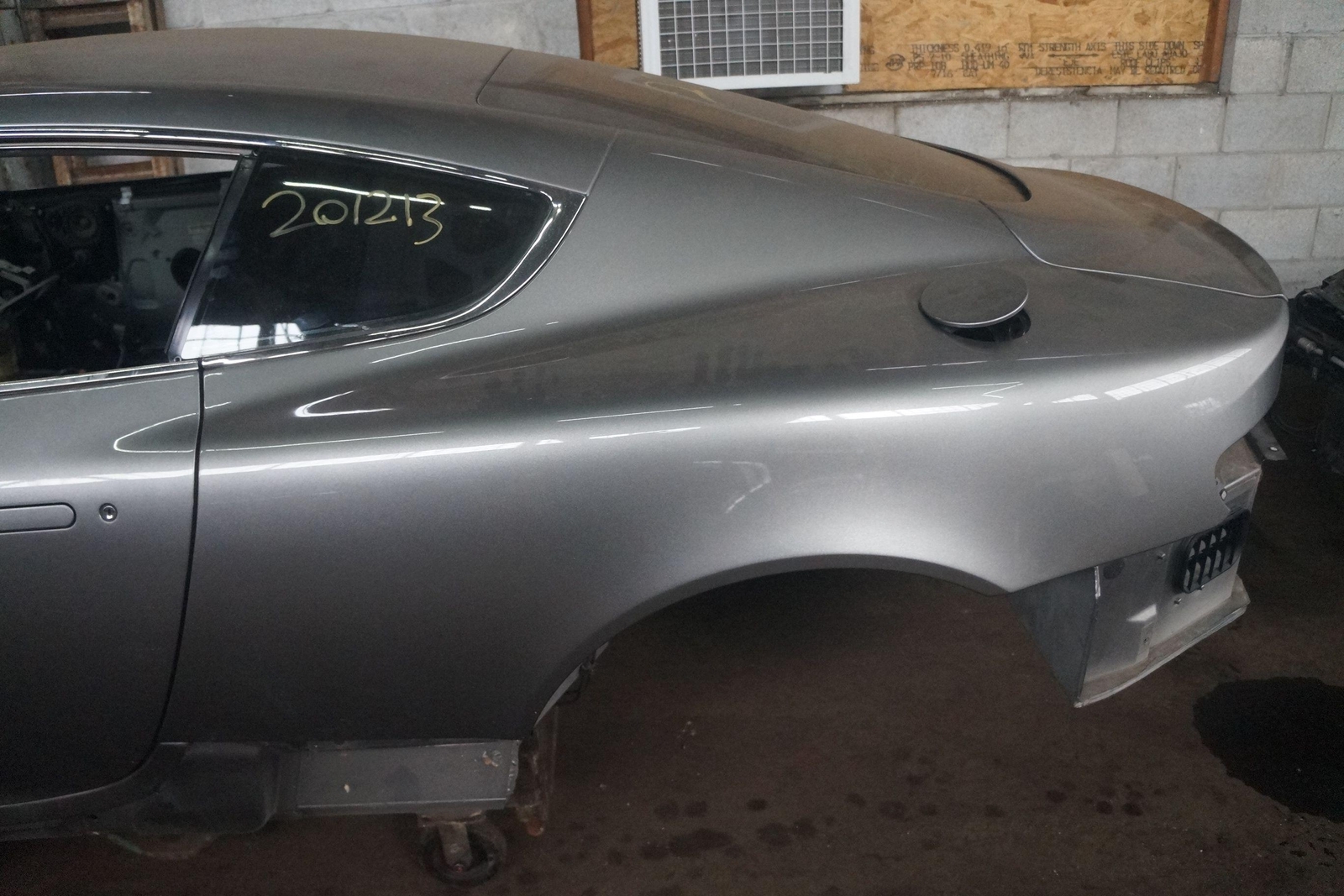 Rear Left Quarter Panel Body Structural Metal Cut Coupe Aston Martin Db9 05
