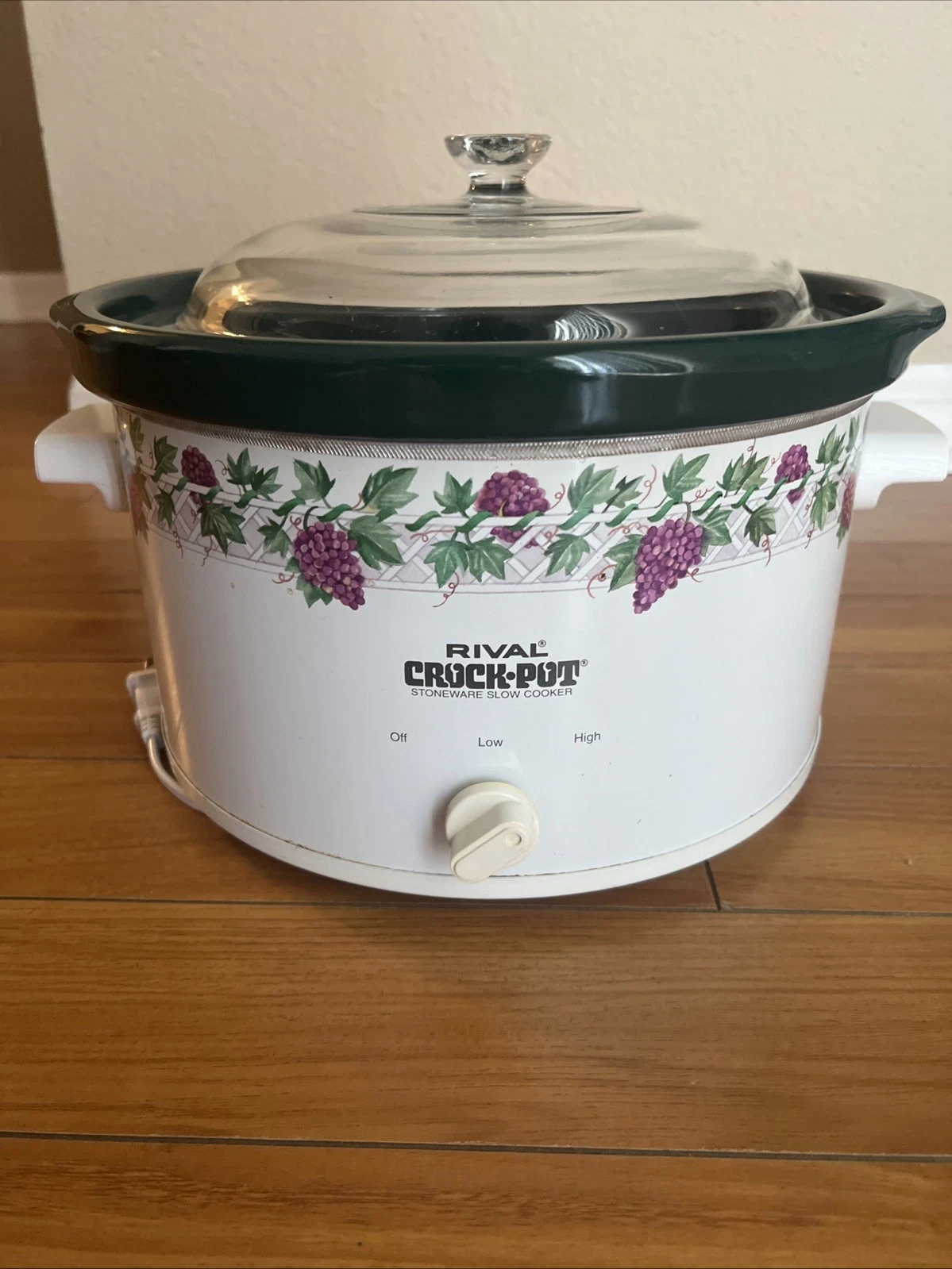 Vtg Rival Crock Pot Model 3355 Purple And Green Grapes 5 Qt Cottage Core