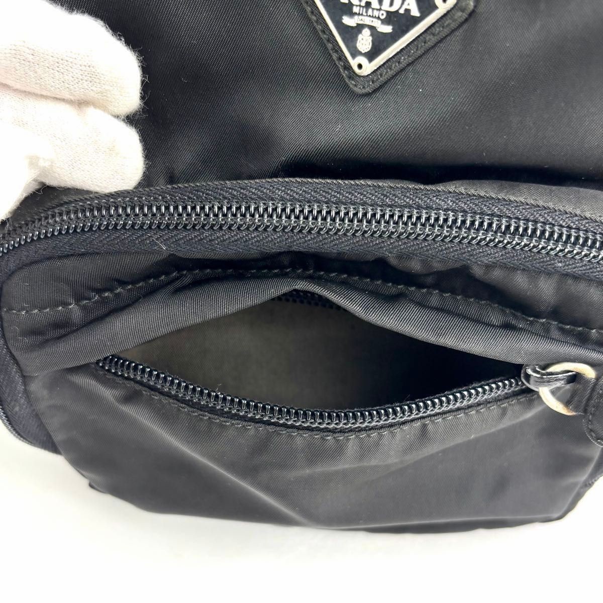 Good condition PRADA triangular logo triangle bac… - image 13